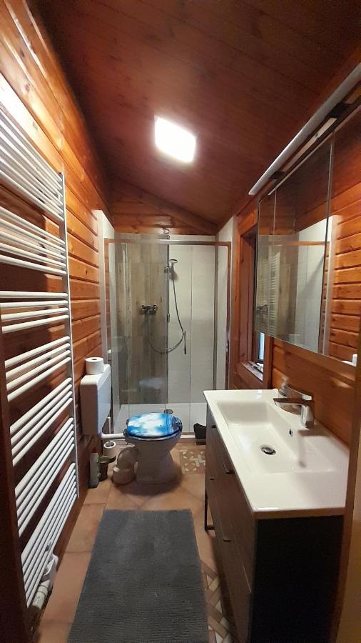 Blockhaus Am Twistesee Mit 3 Schlafzimmern Bad Arolsen Dış mekan fotoğraf